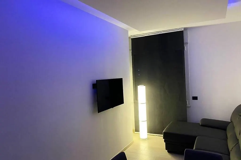 Attico Milano-Bicocca Apartment 0*, Milan
